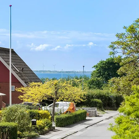 2 Bedroom Awesome In 度假居 鲁德克丙