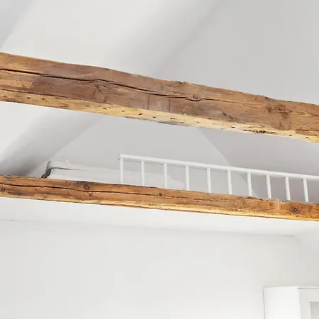 度假居 2 Bedroom Awesome In *